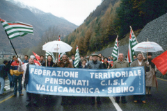 Foto Cgil Valcamonica Sebino